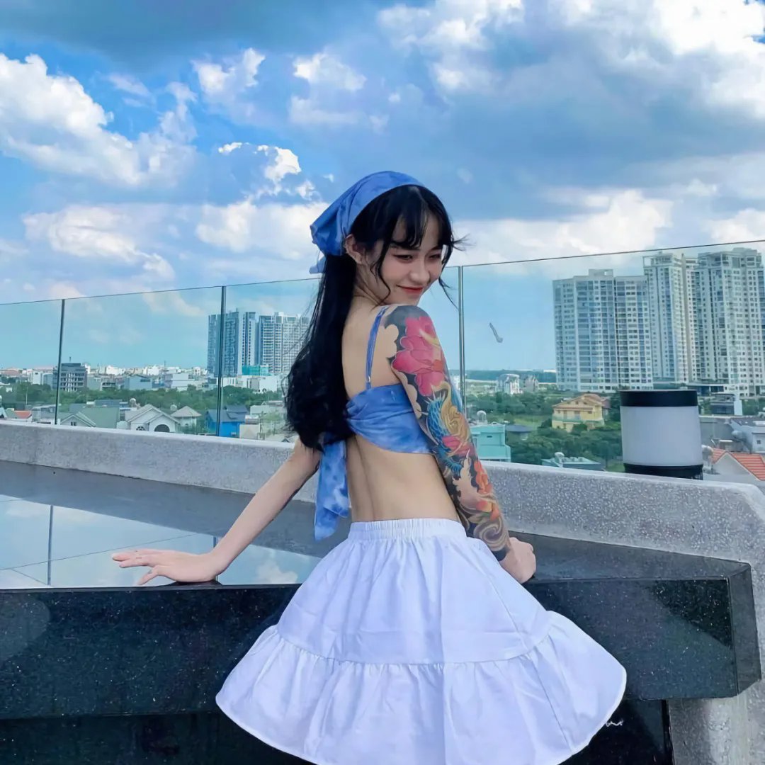 陪她一会儿